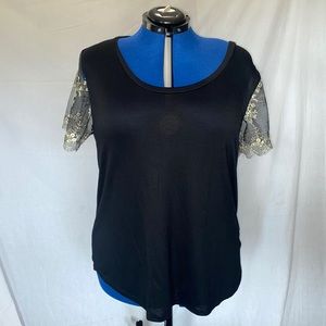Womens blouse, 2X, Lace sleeve, Brand new with tags, Stretchy material